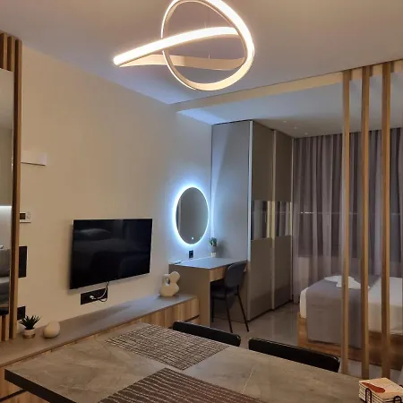 Iris Center Premium