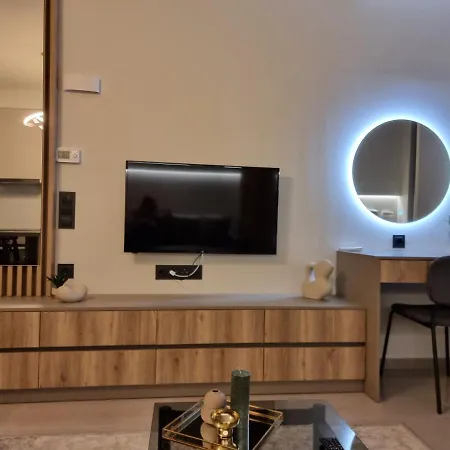 Iris Center Premium Apartment Thessaloniki