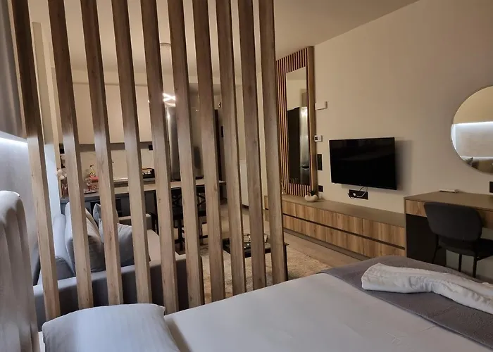 Iris Center Premium * Thessaloníki